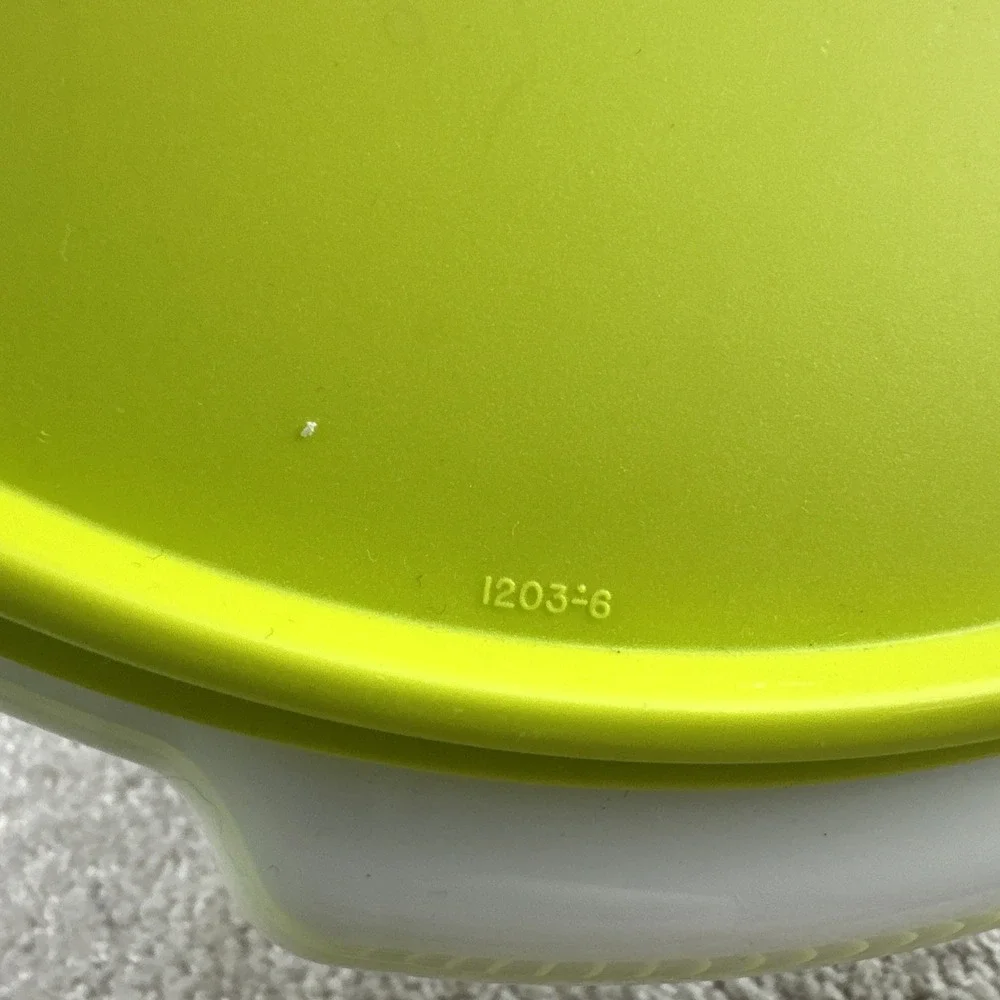 Tupperware Shrek Forever After‎ 2010 8.5 L Giant Canister with Handle